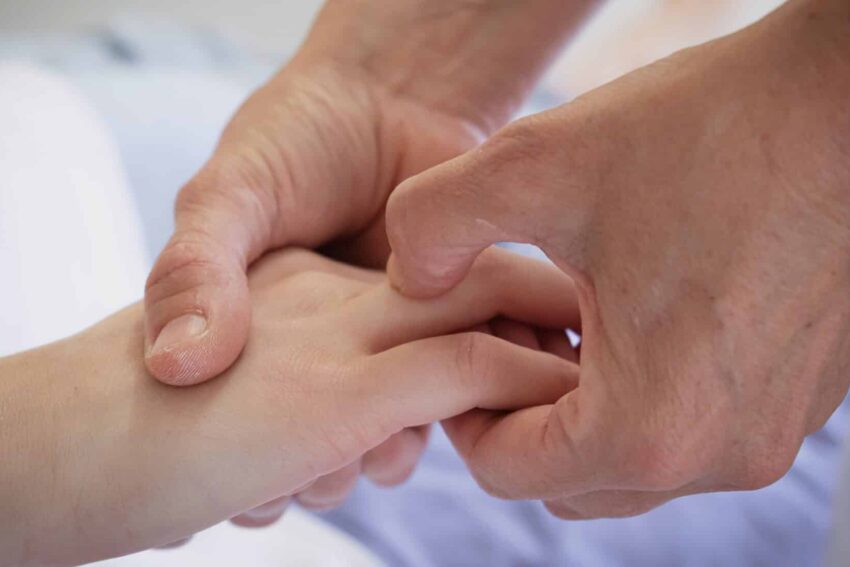 En-tete-nos-soins-reflexo-palmaire